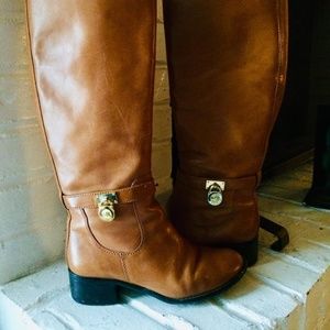 Size 6M Michael Kors "Ryan" midcalf Boots in women
